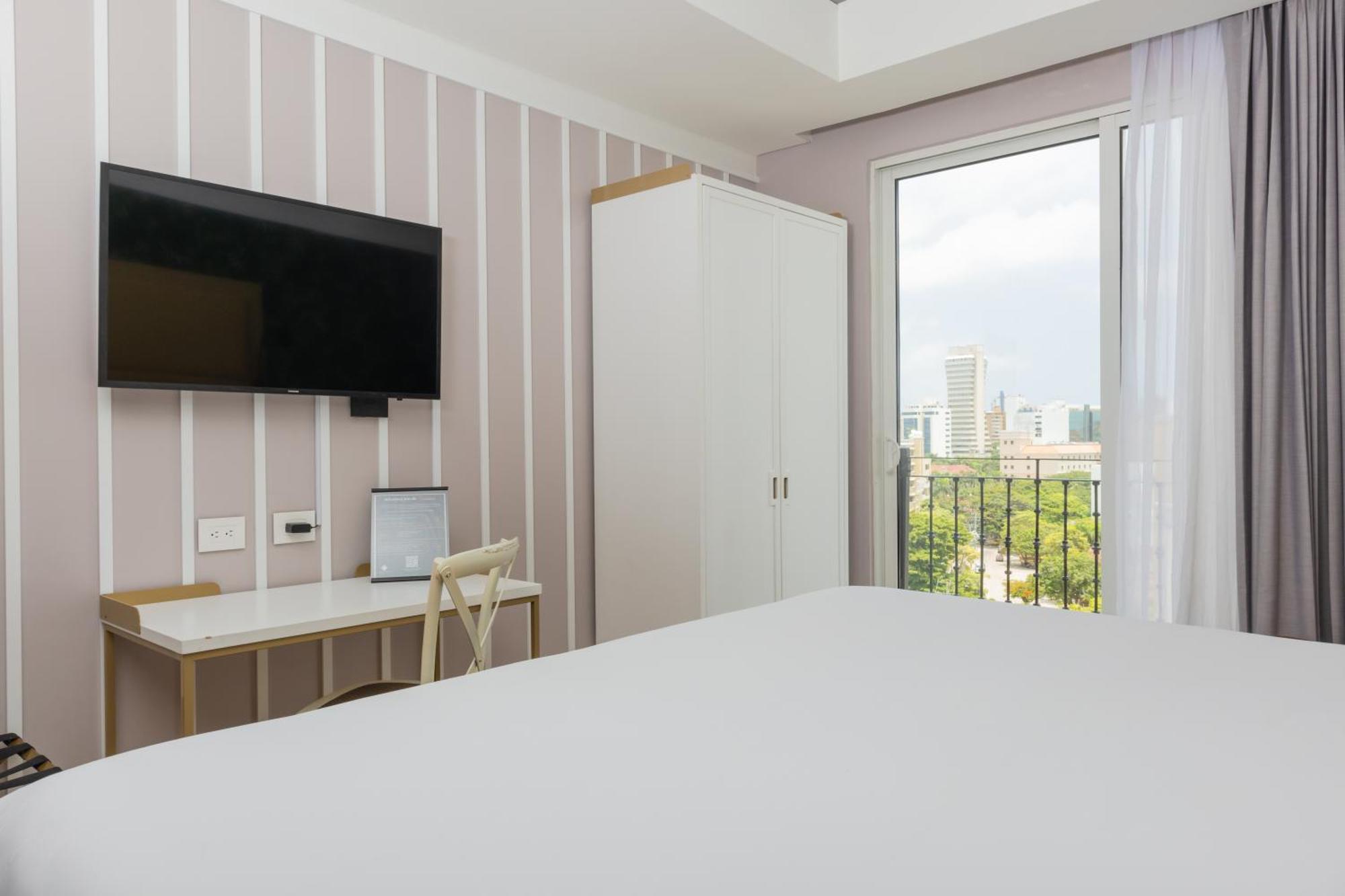 Отель Faranda Collection Barranquilla, A Member Of Radisson Individuals Барранкилья Экстерьер фото A room at the hotel